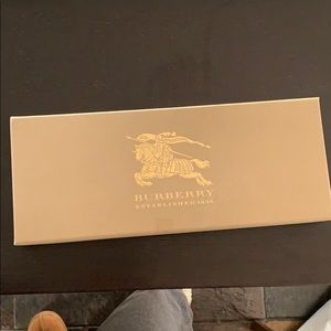 Burberry Scarf Box - empty